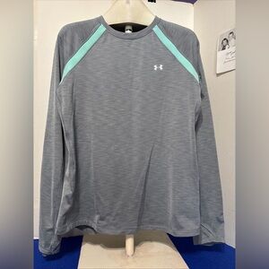 Women’s Under Armour Coldgear shirt